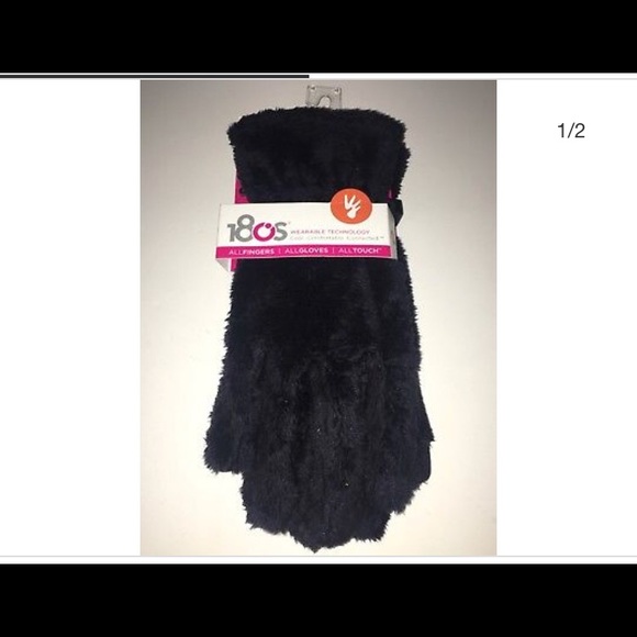 Gloves - Picture 2 of 3